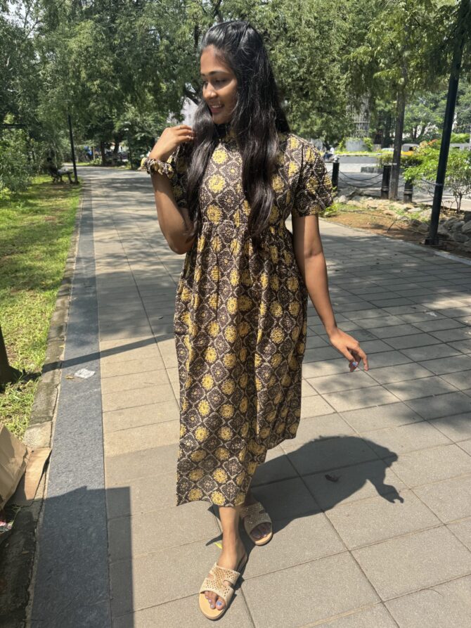 Chocolate Rangoli Double Zip Kurti - Image 5