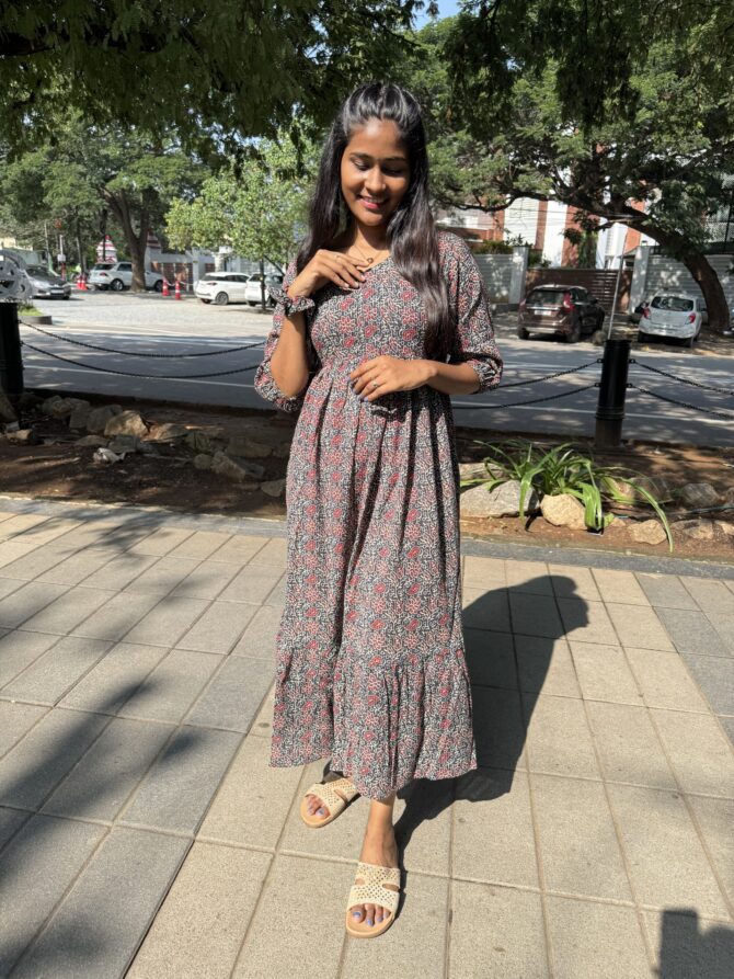 Blacky red Floral Centre Zip Kurti - Image 10