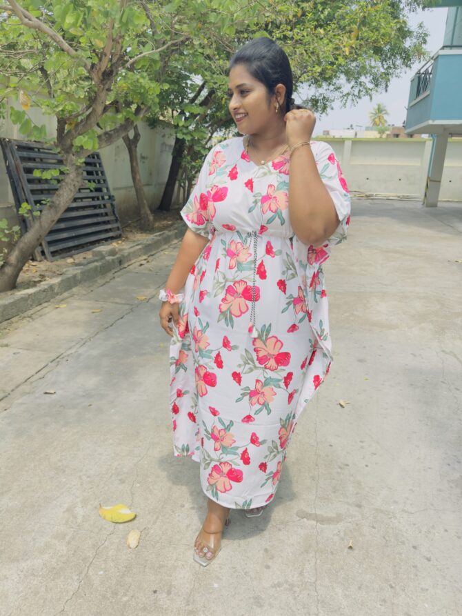 White Garden Kaftan Maternity Maxi’s - Image 11