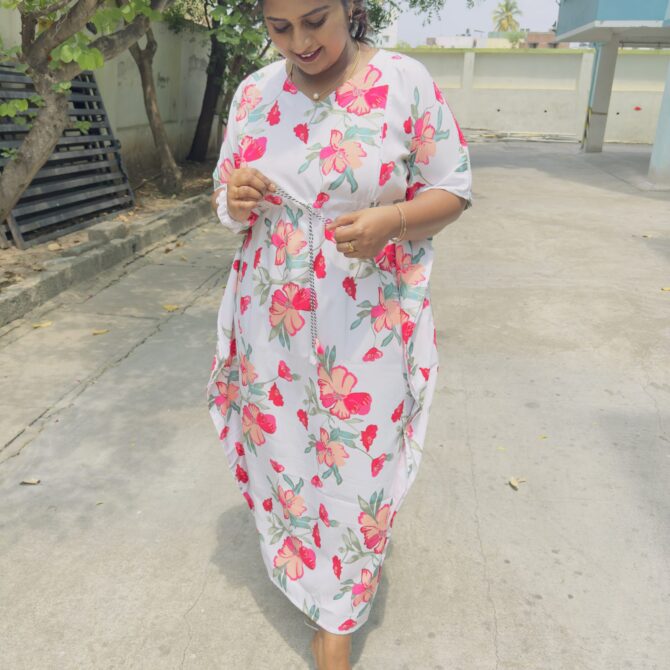 White Garden Kaftan Maternity Maxi’s
