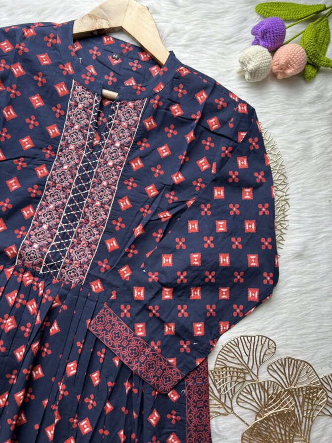 Navy Red Nyra cut kurti - Image 2