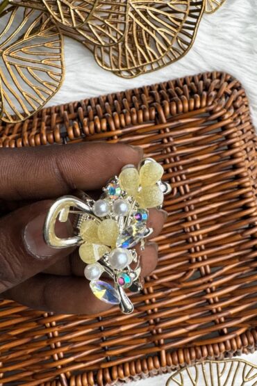 ELEGANT CRYSTAL PEARL HAIR CLIP-33332